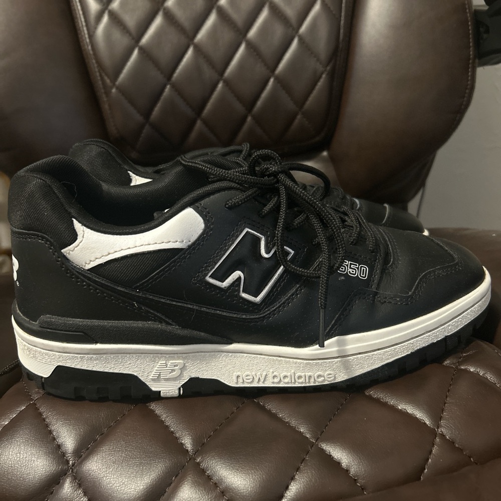 Men’s New Balance 550’s Size 9